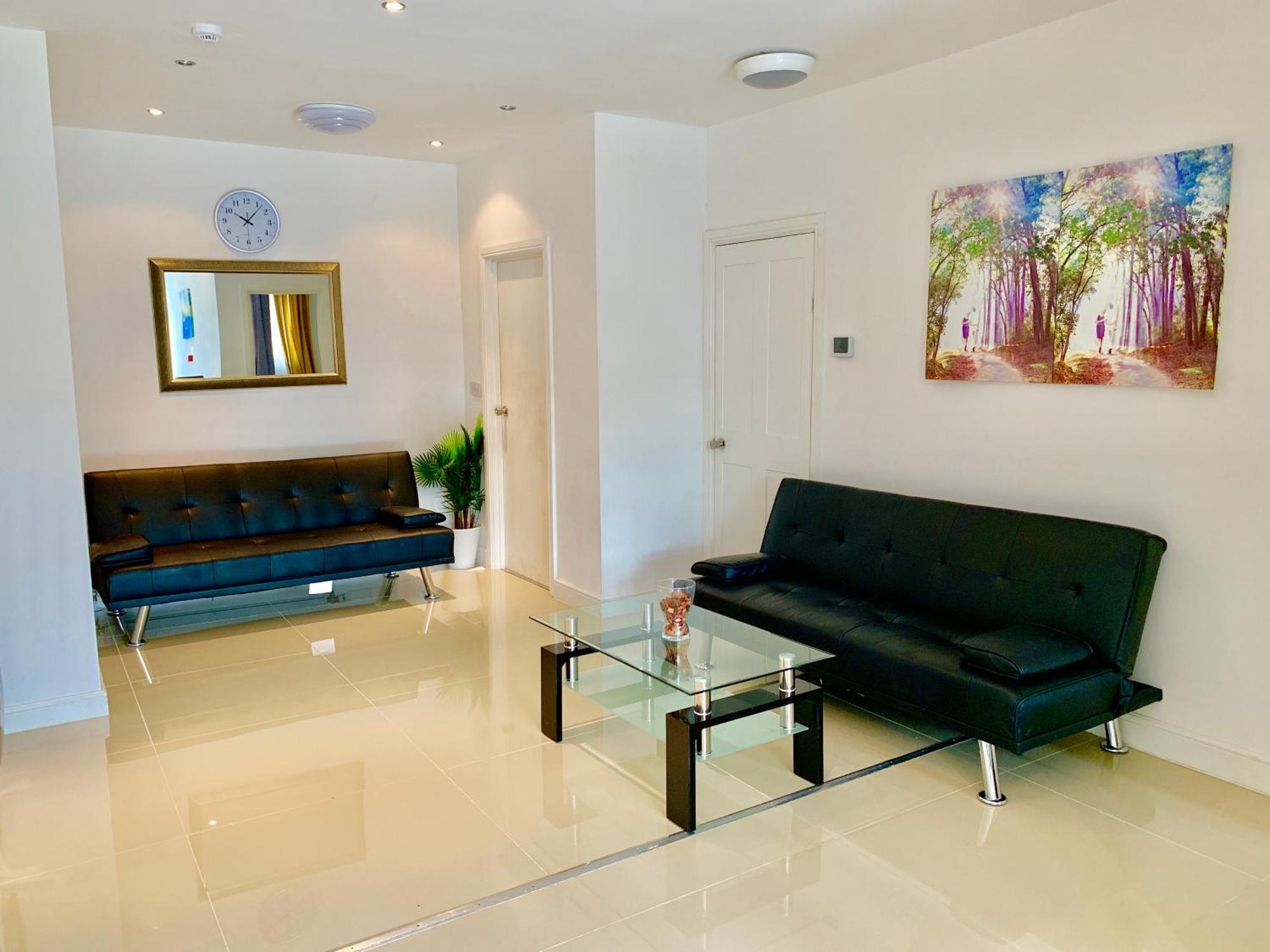London Studio Apartments, Private Bathrooms And Parking Ilford Exterior photo