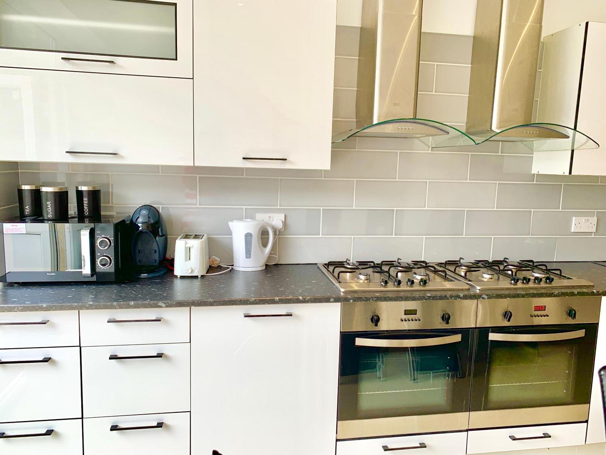 London Studio Apartments, Private Bathrooms And Parking Ilford Exterior photo