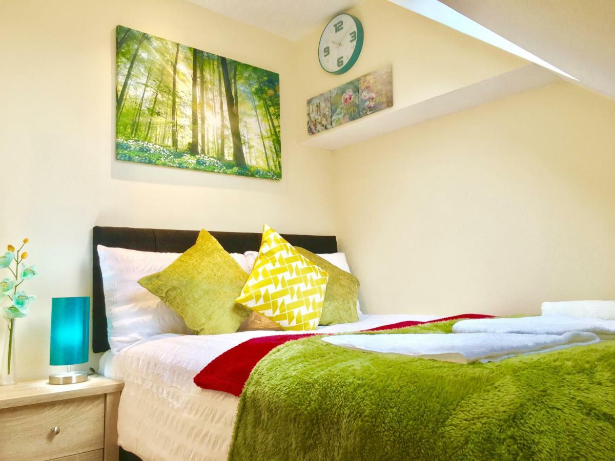 London Studio Apartments, Private Bathrooms And Parking Ilford Exterior photo