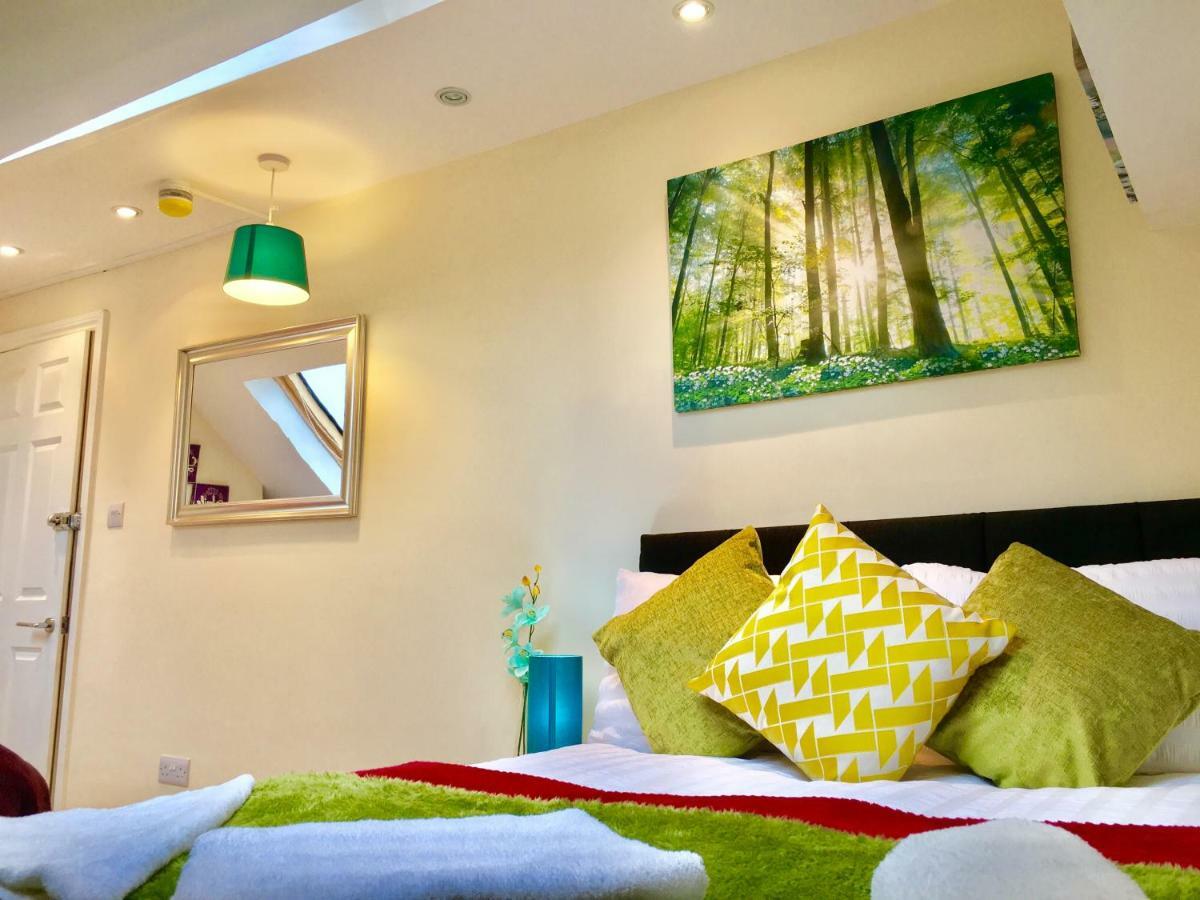 London Studio Apartments, Private Bathrooms And Parking Ilford Exterior photo