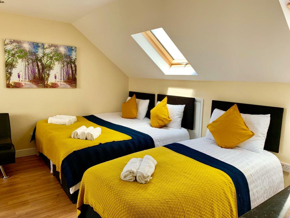 London Studio Apartments, Private Bathrooms And Parking Ilford Exterior photo